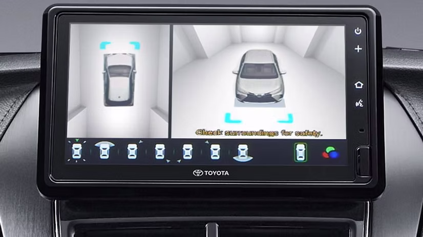 yaris-gr-sport-monitor